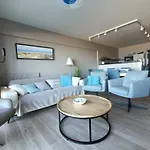 Gezellig Met Zeezicht En Garage Appartement Nieuport