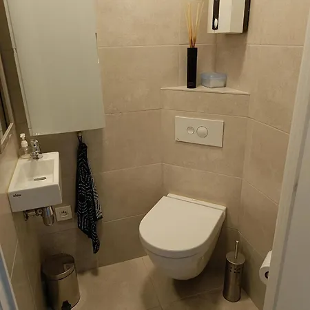 Apartment Gezellig Met Zeezicht En Garage